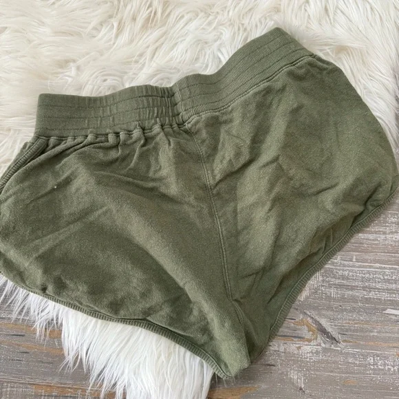 Free People Movement Sting Like A Bee Shorts Green - Picture 7 of 7